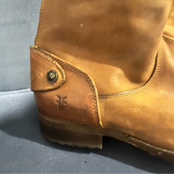 NEW Frye Melissa Button Lug Back-Zip Leather Knee High Boot in Cognac - Picture 8 of 13